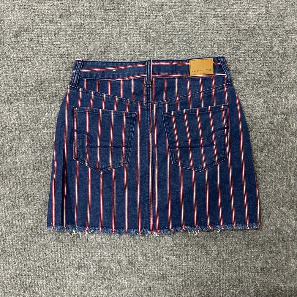 American Eagle Skirt Womens Size 2 Blue Red White Striped Denim Raw Hem Mini